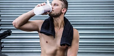 Shake na masę - 5 przepisów na białkowe koktajle