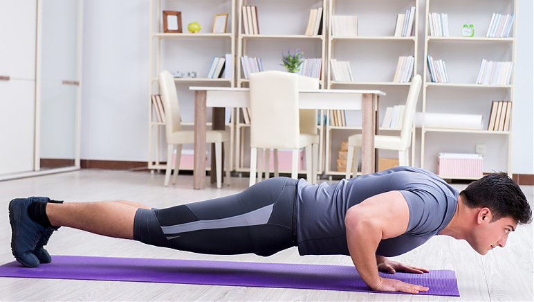 Trening obwodowy w domu - kalistenika