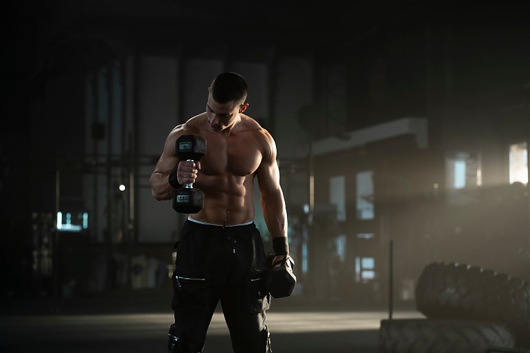 Dwa treningi dziennie - czy warto robić dwa treningi dziennie?