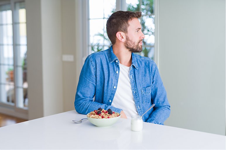 Czy pomijanie posiłków przyspiesza odchudzanie?